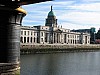 Dublin_Customs_House_bridge